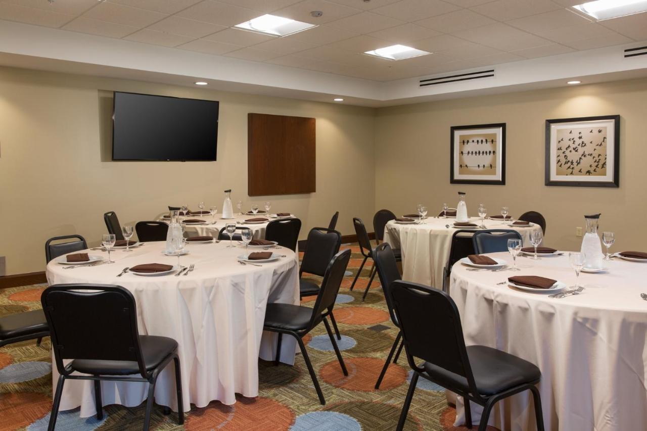 Staybridge Suites Corona South By Ihg Екстериор снимка