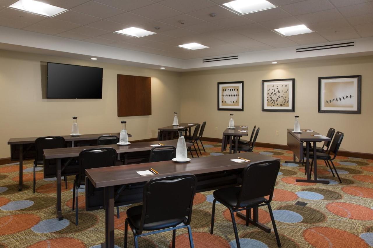 Staybridge Suites Corona South By Ihg Екстериор снимка
