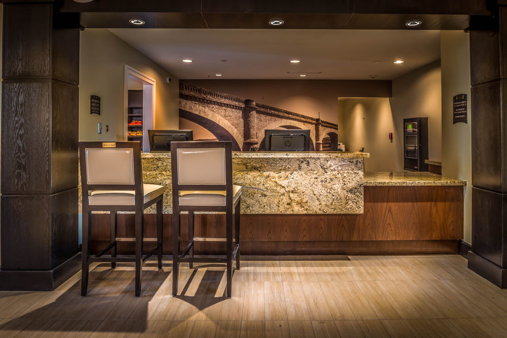 Staybridge Suites Corona South By Ihg Екстериор снимка