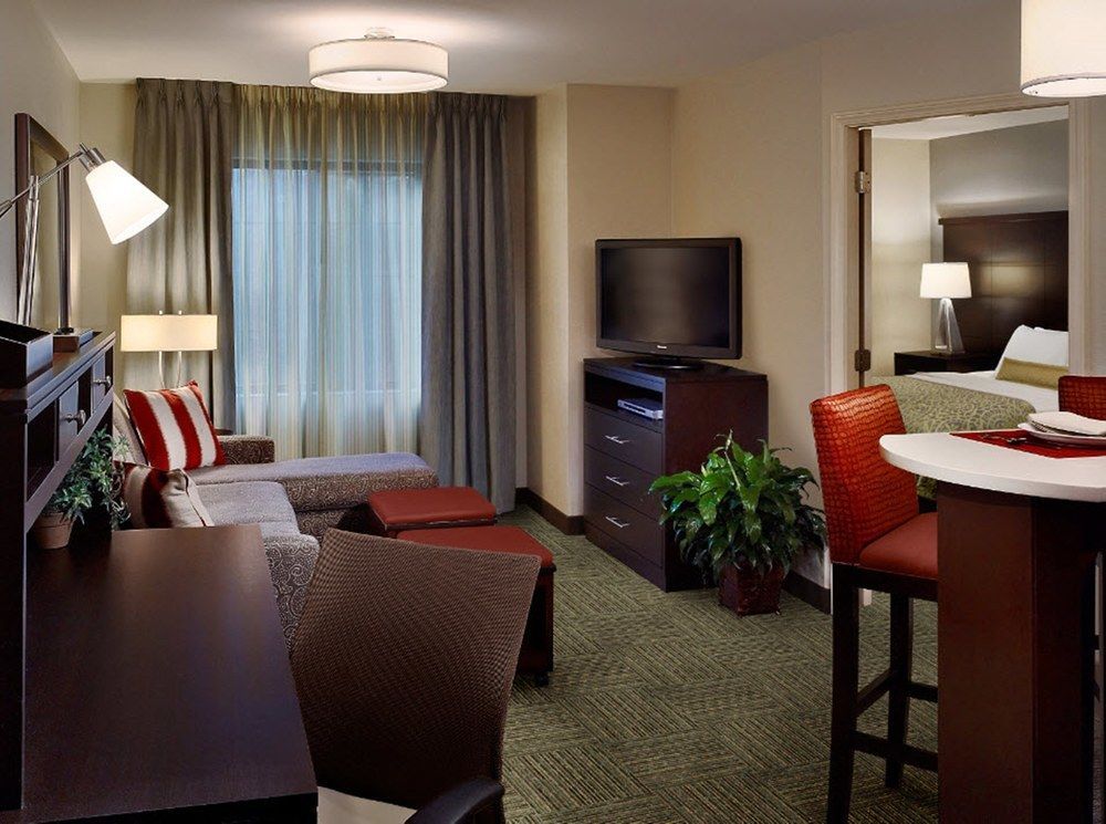 Staybridge Suites Corona South By Ihg Екстериор снимка