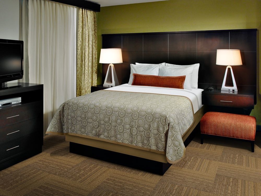 Staybridge Suites Corona South By Ihg Екстериор снимка