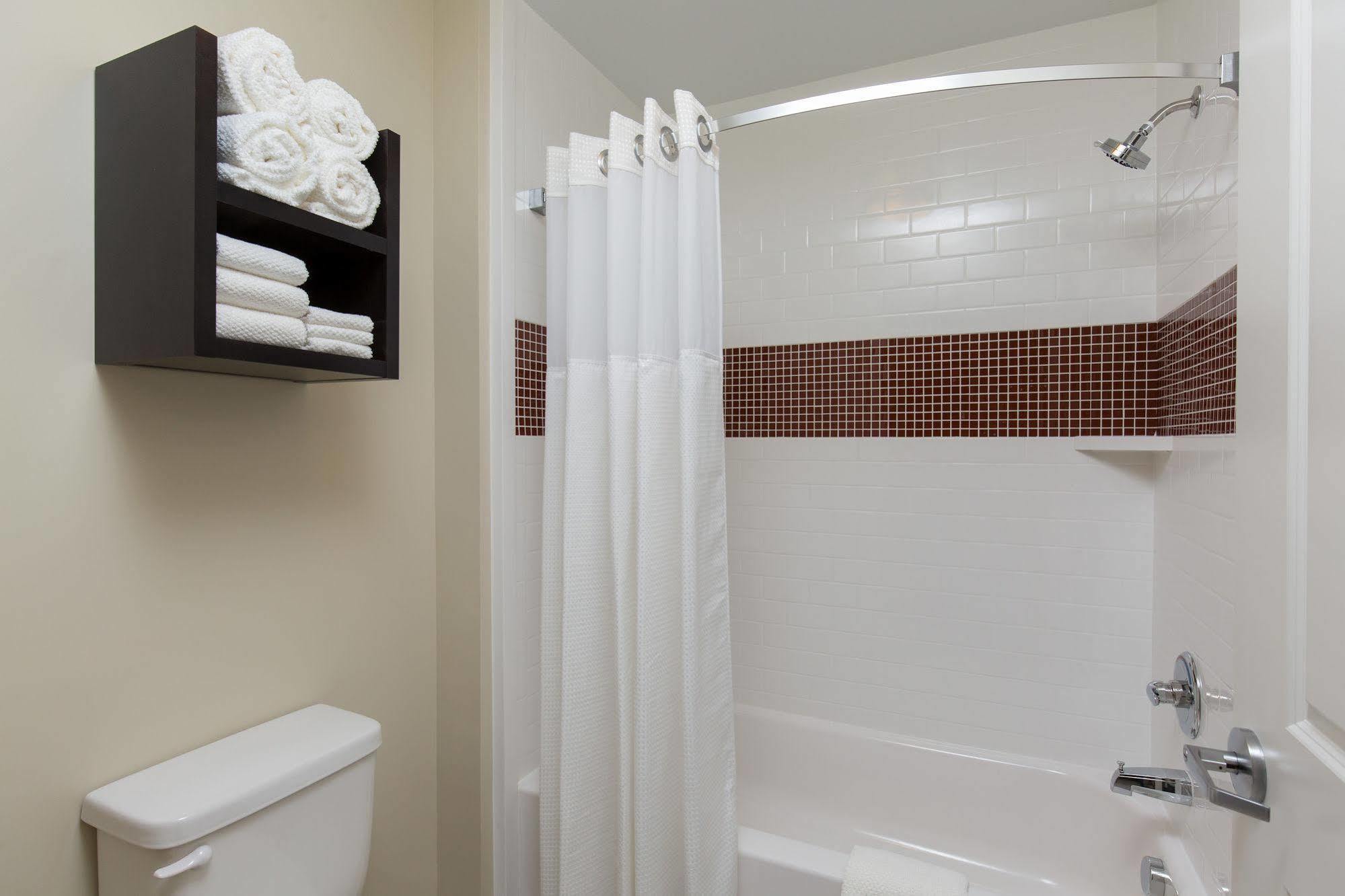 Staybridge Suites Corona South By Ihg Екстериор снимка