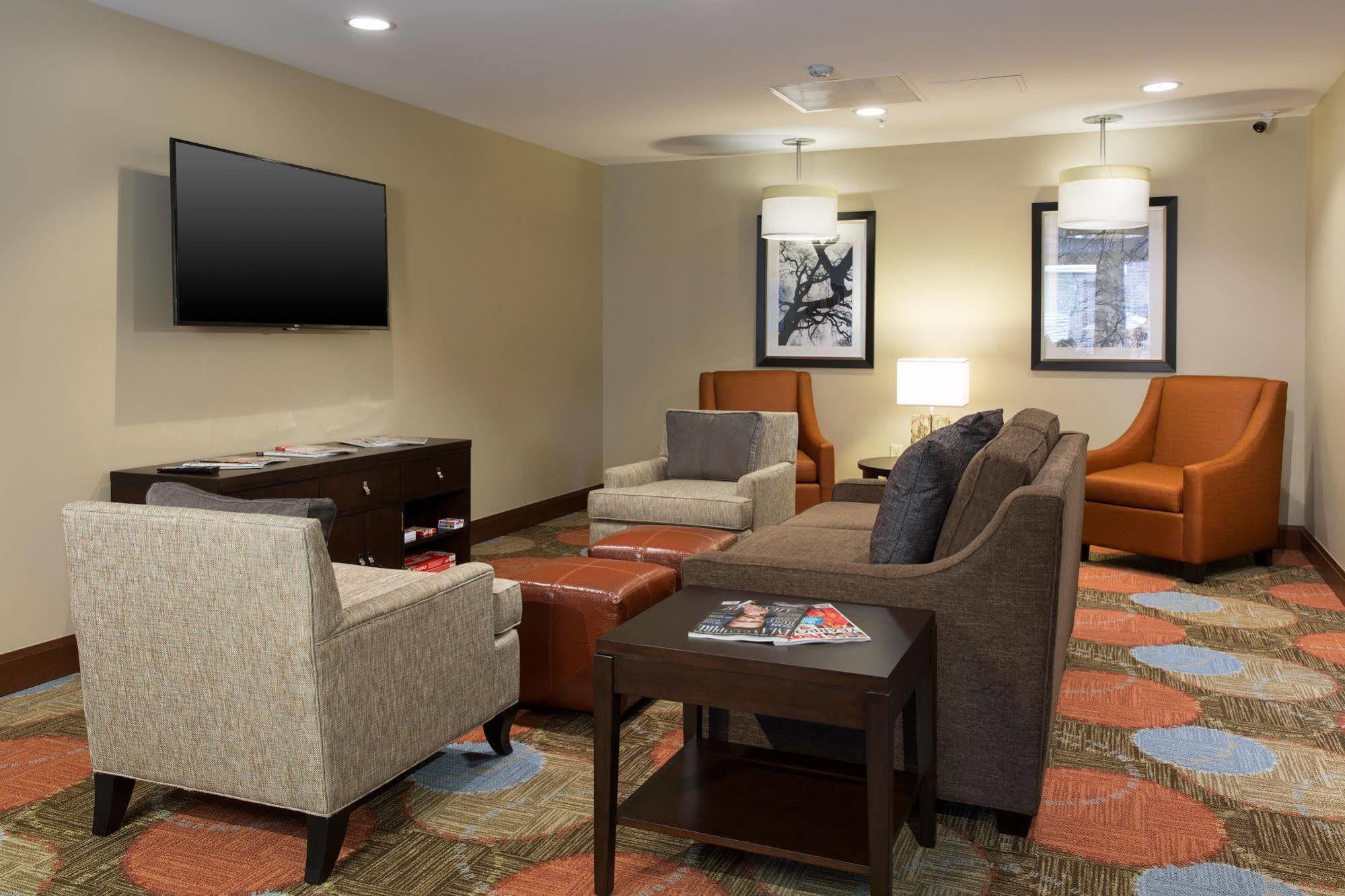 Staybridge Suites Corona South By Ihg Екстериор снимка